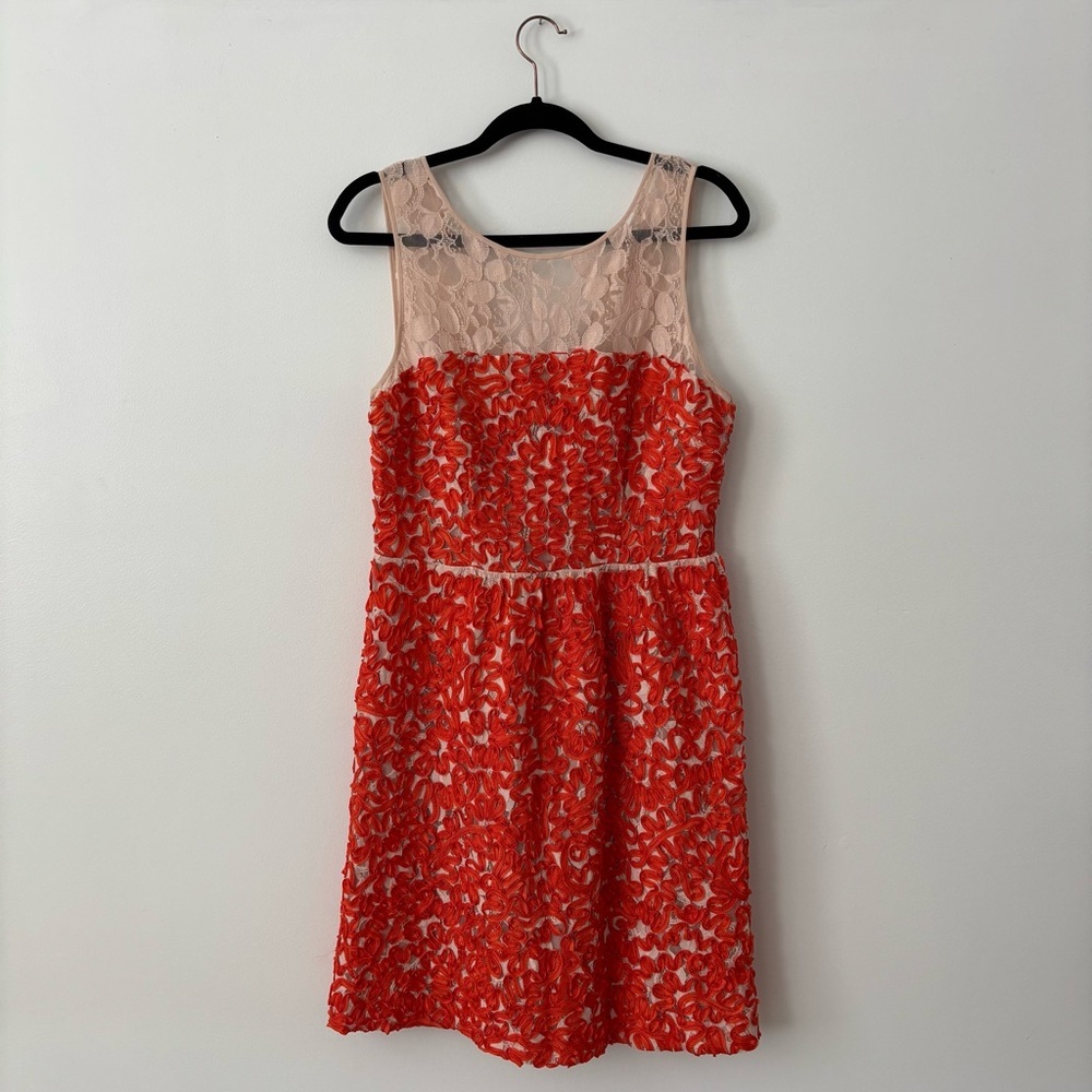 Trina Turk Women’s Lace Cocktail Dress - Picture 2 of 4